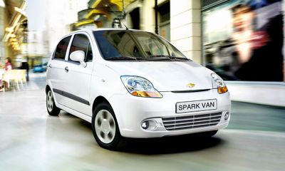 Ôtô mới “kính coong”, giá 220 triệu đồng tại Việt Nam