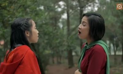 Con gái Mỹ Linh khoe giọng cao vút trong video hát mừng Giáng sinh
