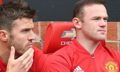Không Rooney, Man Utd càng “sung” hơn