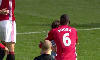 Pogba đối mặt án phạt cấm thi đấu 3 trận vì hành vi bạo lực