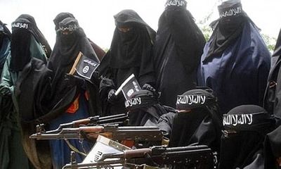 Khủng bố IS cải trang thành phụ nữ hòng vận chuyển vũ khí