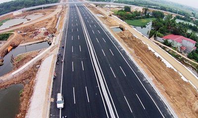 Đề xuất xây dựng tuyến đường bộ cao tốc Bắc - Nam dài 1.372km 