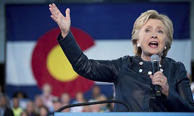 Hillary Clinton bứt phá trước trận tranh luận trực tiếp cuối cùng