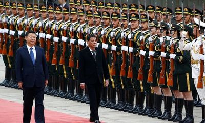 Chủ tịch Trung Quốc tiếp Tổng thống Philippines Duterte