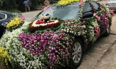 Độc đáo xe rước dâu được trang trí bằng hàng trăm loài hoa ở xứ Nghệ