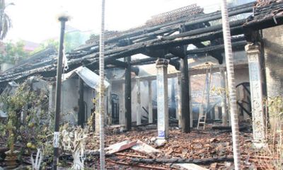 Hà Nội: Hiện trường vụ cháy thiêu rụi nhà tổ chùa 400 năm tuổi