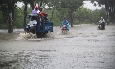 Nỗ lực thông đường hàng loạt tuyến giao thông sạt lở do mưa lũ