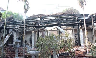 Sở VH&TT Hà Nội chỉ đạo khắc phục hậu quả vụ cháy Nhà tổ chùa Tĩnh Lâu