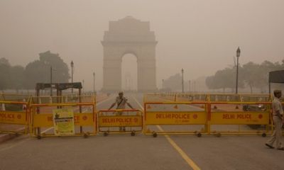 Ấn Độ áp quy định chạy xe theo ngày chẵn lẻ vì ô nhiễm không khí trầm trọng