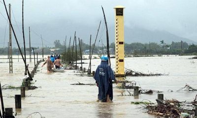 Bình Định: Nhiều khu dân cư bị cô lập do nước lũ dâng nhanh