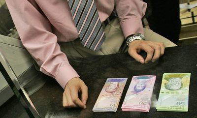 Venezuela đổi mệnh giá 9 loại đồng tiền do lạm phát