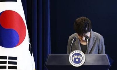 Tổng thống Park Geun Hye xin lỗi người dân Hàn Quốc