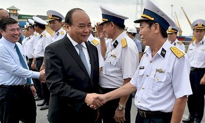 Thủ tướng yêu cầu xóa ùn tắc quanh cảng lớn nhất Việt Nam