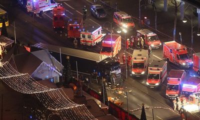 Đức: Tấn công khủng bố vào chợ Giáng sinh, 60 người thương vong