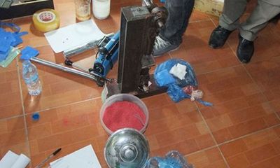 Hà Nội: Đột kích “xưởng” sản xuất ma túy đá giữa Thủ đô