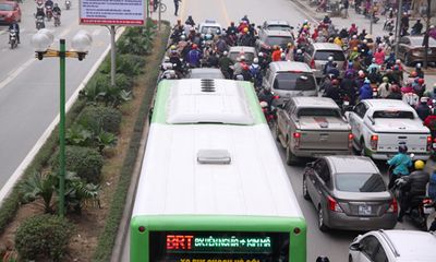 Đề xuất xử phạt cả xe buýt thường lấn làn buýt nhanh BRT