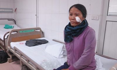 Vụ lật xe ở Nghệ An 14 người nhập viện: Hành khách kể lại giây phút sinh tử
