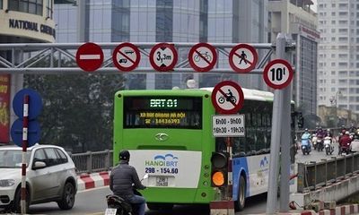 Hà Nội sẽ cấp phù hiệu cho taxi chạy trên tuyến buýt nhanh BRT