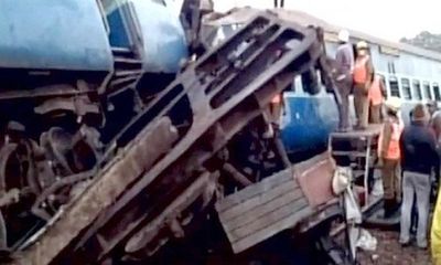 Ấn Độ: Tàu hỏa trật đường ray khiến 23 người thiệt mạng, hơn 100 người bị thương