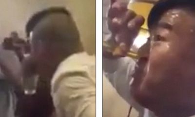 Video: Chàng trai nốc cạn cốc bia trong 15 giây bằng mũi
