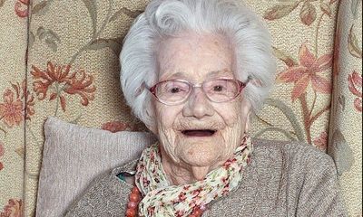 Hé lộ bí quyết sống lâu của cụ bà 104 tuổi