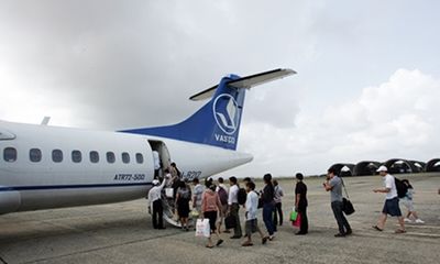 Máy bay đi Côn Đảo phải quay về Tân Sơn Nhất để kiểm tra kỹ thuật