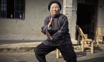 Cụ bà U100 vẫn hàng ngày luyện võ trong suốt 90 năm