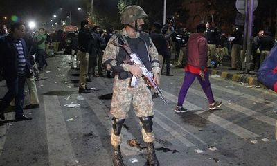 Đánh bom liều chết ở Pakistan, 322 người thương vong