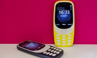 “Cục gạch” Nokia 3310 đời cổ đội giá lên đến 4 triệu đồng