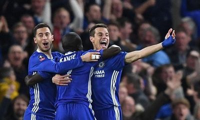 Đánh bại 10 cầu thủ M.U, Chelsea vào bán kết FA Cup