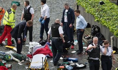 Hiện trường hỗn loạn vụ tấn công 'khủng bố' London