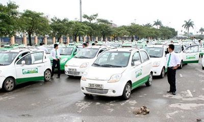 Bộ Giao thông vận tải đề xuất bỏ quy định 50 ô tô mới được kinh doanh taxi