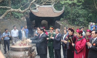 Giỗ tổ Hùng Vương 2017: Chủ tịch nước dâng hương tưởng nhớ các Vua Hùng