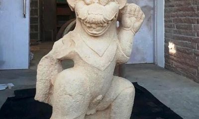 Phát hiện 2 tượng cổ sa thạch thân người, đầu sư tử ở Thánh địa Mỹ Sơn