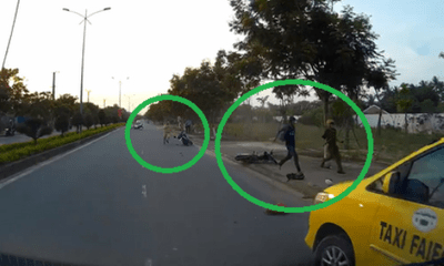 Cảnh sát rượt đuổi 10km bắt kẻ cướp túi xách của người đi đường