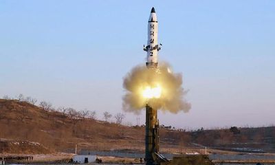 Nhật Bản lên án vụ phóng tên lửa đạn đạo mới nhất của Triều Tiên