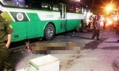 Va chạm với xe buýt, nam thanh niên bị kéo lê chục mét tử vong