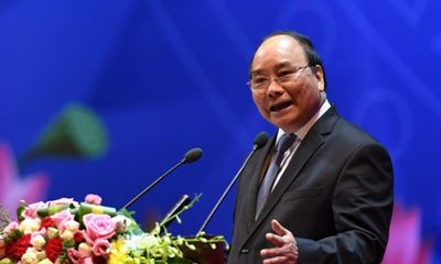 Thủ tướng Nguyễn Xuân Phúc ký Chỉ thị 20 “gỡ khó” cho doanh nghiệp