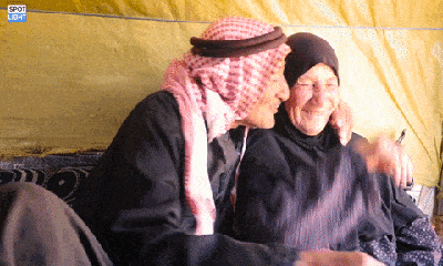 Chuyện cảm động của đôi vợ chồng già Syria: Mất hết tất cả trong chiến tranh, nhưng họ còn tình yêu