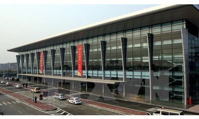 Đề xuất đầu tư bãi đỗ xe và trung tâm thương mại tại Nội Bài