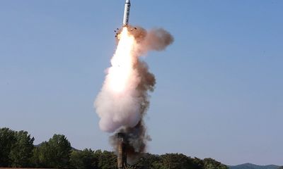 Triều Tiên khẳng định sở hữu tên lửa có thể tấn công vòng quanh thế giới