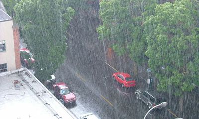 Dự báo thời tiết ngày 11/7: Bắc Bộ mưa rào, đề phòng tố, lốc