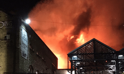 Rạng sáng, khu chợ 1.000 cửa hàng ở London chìm trong biển lửa