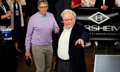 Tỷ phú Warren Buffett tiếp tục ủng hộ quỹ từ thiện nhà Bill Gates hơn 3 tỷ USD