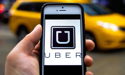 Mức thuế của Uber, Grab tương đương với taxi truyền thống