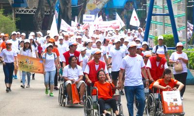 Frieslandcampina Việt Nam cùng hành cùng chương trình đi bộ “Vì nạn nhân chất độc da cam & người khuyết tật” năm 2017