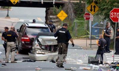 FBI mở cuộc điều tra vụ xe ô tô đâm khiến 20 người thương vong