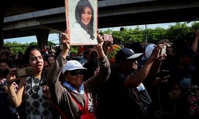 Chính phủ Thái Lan xác nhận bà Yingluck trốn ra nước ngoài