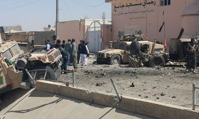 Đánh bom liều chết ngay sau xe quân đội Afghanistan, 13 người chết