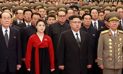 Tình báo Hàn Quốc: Vợ Kim Jong-un sinh con lần 3